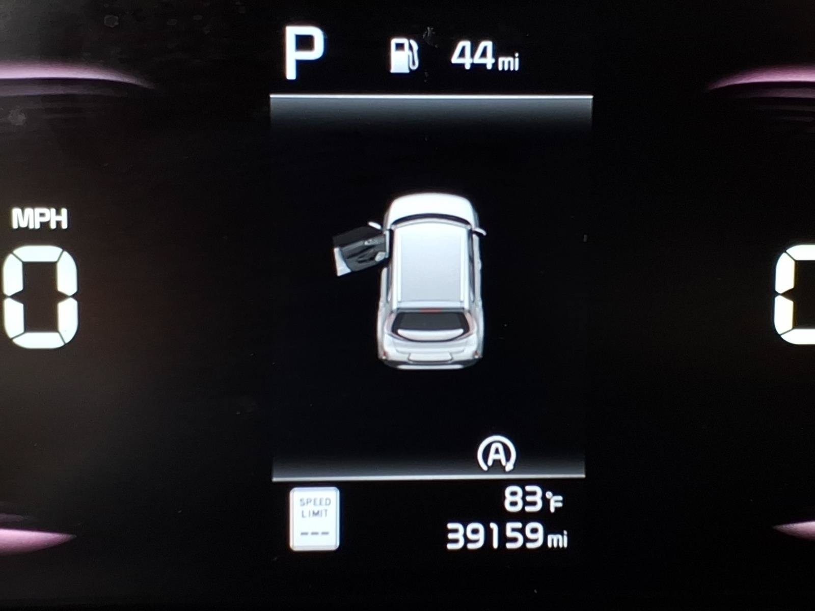Used 2023 Kia Soul LX FWD image 18