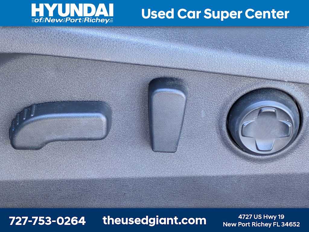Used 2024 Subaru Legacy Limited AWD/4WD image 21