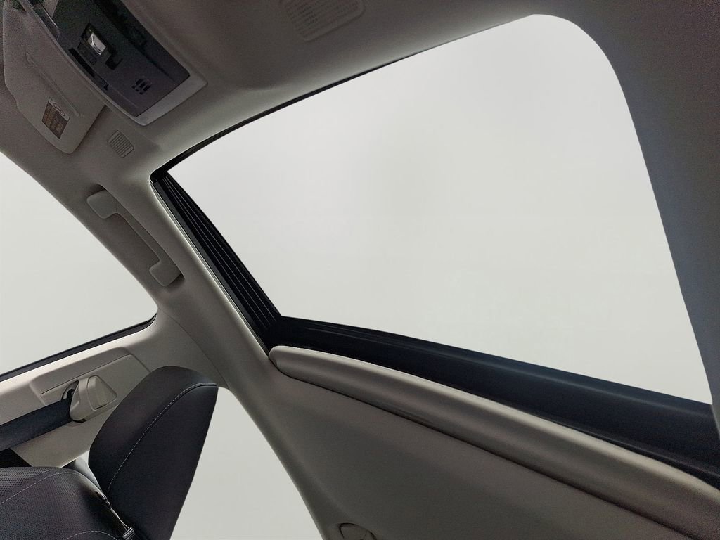 Used 2019 Lexus ES 300h w/ Luxury Package image 15