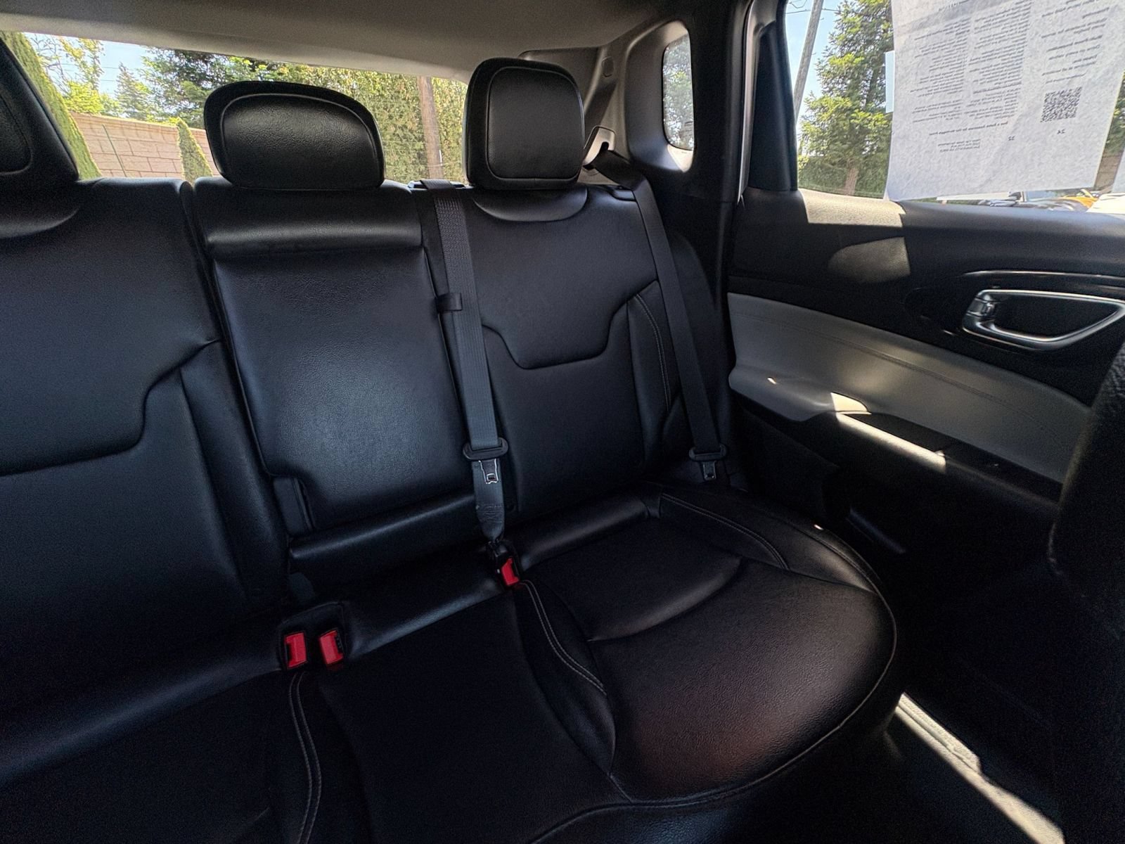 Used 2025 Jeep Compass Limited AWD/4WD image 38