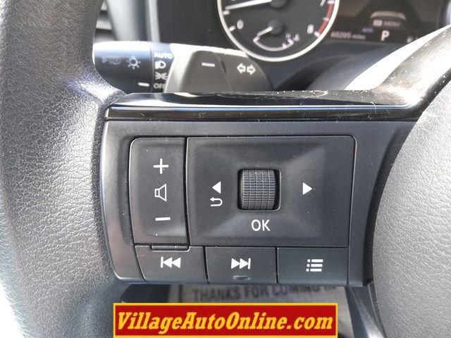 Used 2022 Nissan Rogue SV image 13