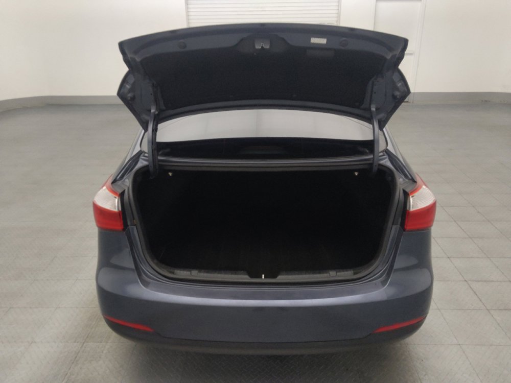 Used 2016 Kia Forte LX FWD image 29