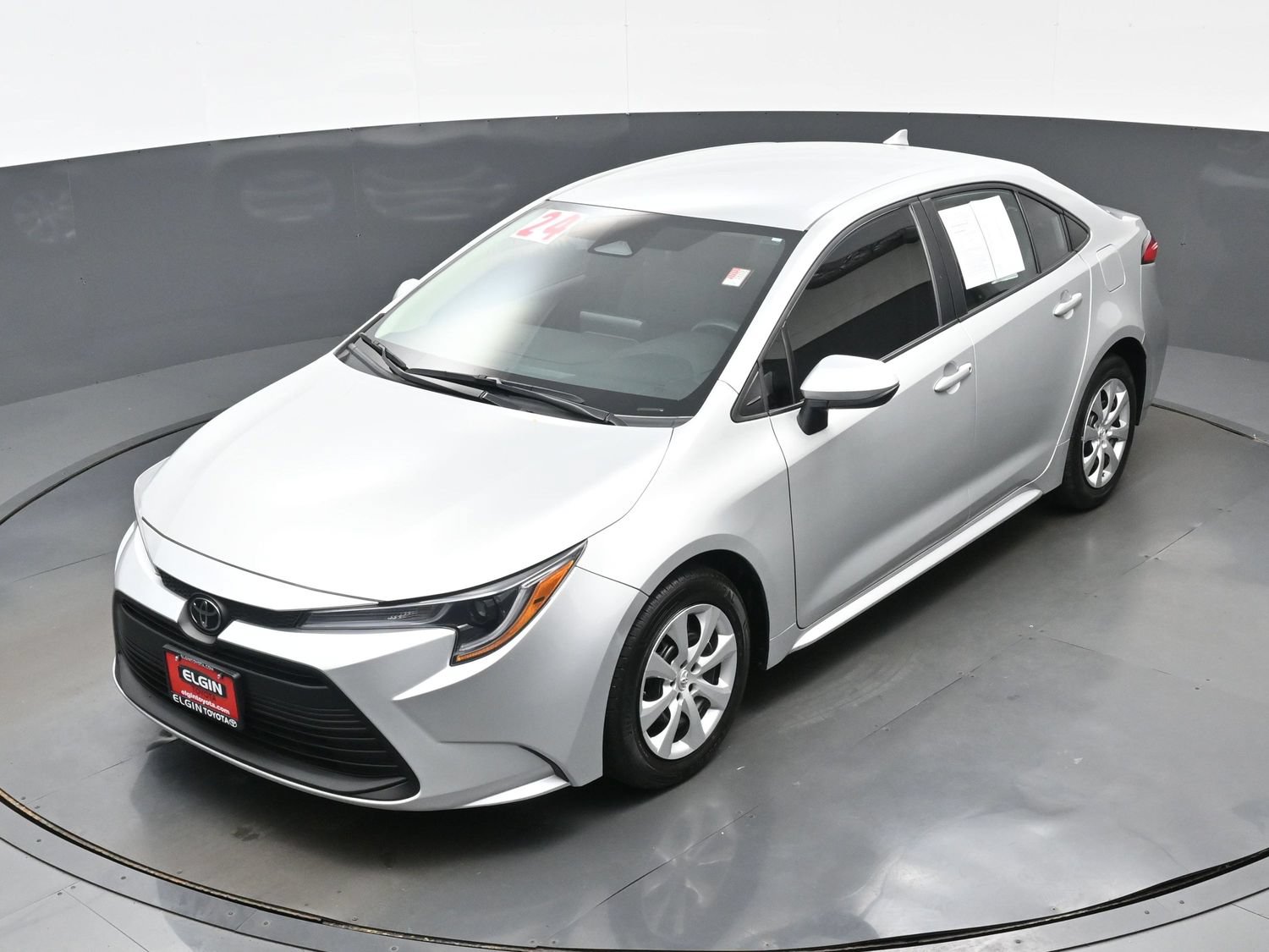 Used 2024 Toyota Corolla LE FWD image 33
