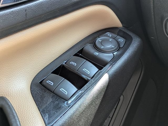 Used 2024 Chevrolet Equinox Premier FWD image 25