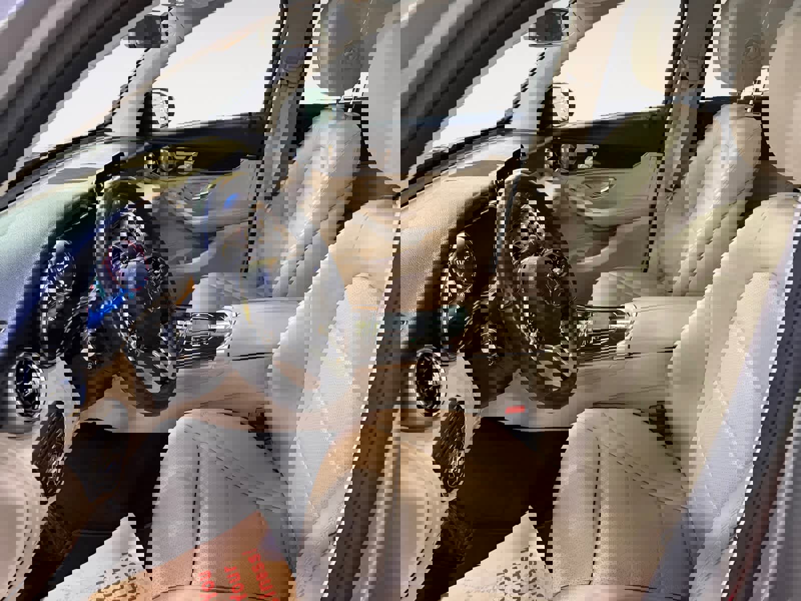 Used 2020 Mercedes-Benz GLC 300 image 13