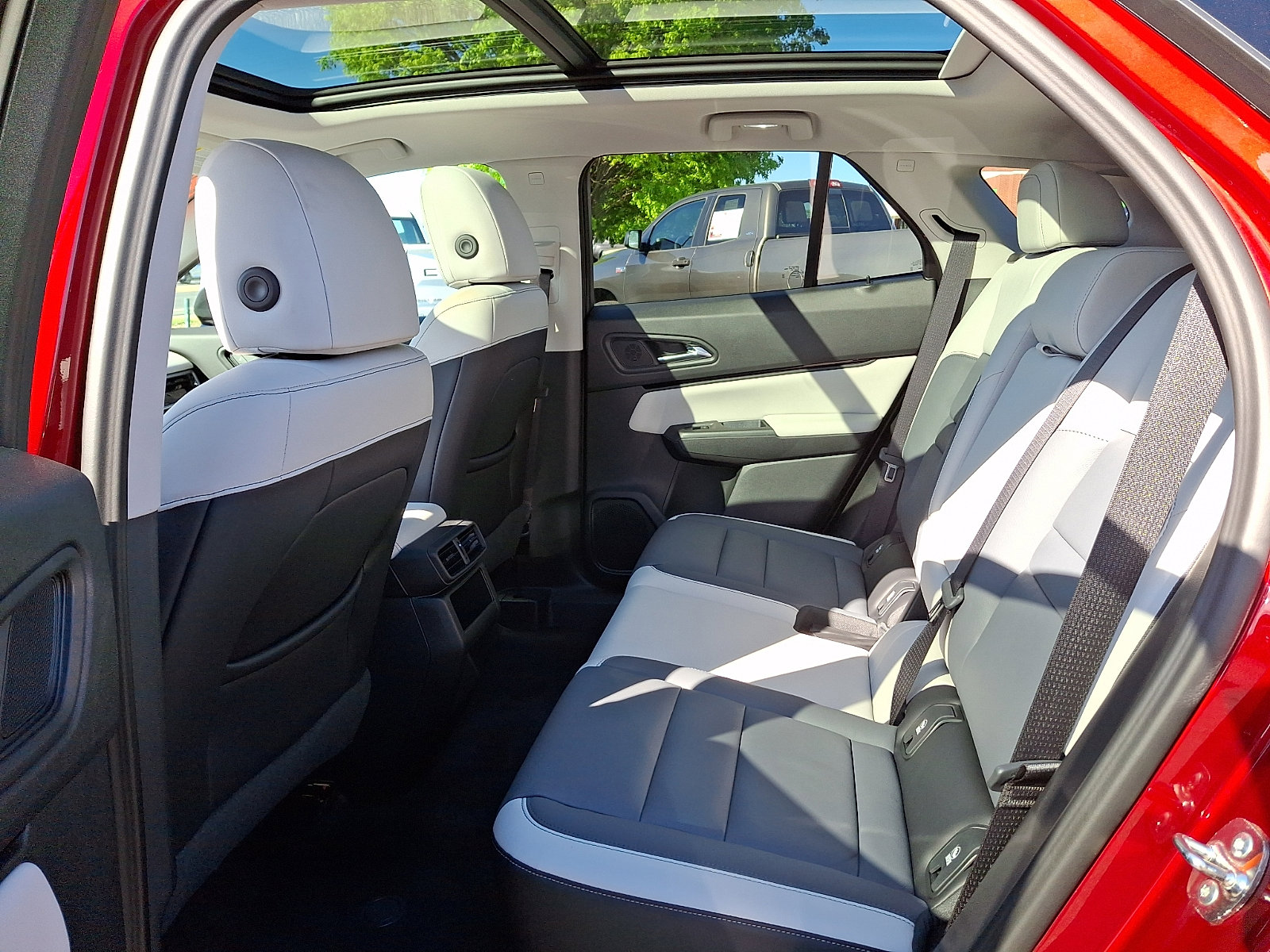 Used 2025 Honda Prologue Touring image 10