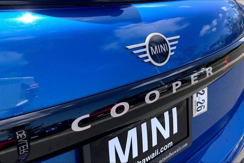 Certified 2025 MINI Cooper S FWD image 30