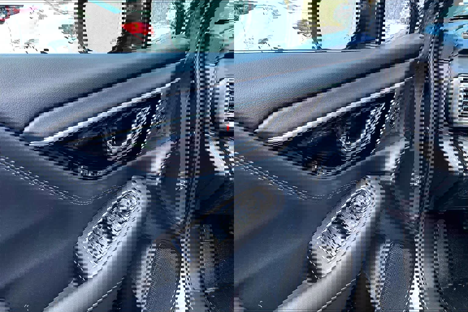 Used 2024 Subaru Legacy Limited image 32