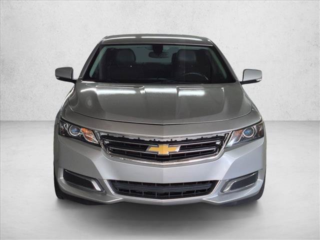 Used 2017 Chevrolet Impala LT w/ Convenience Package FWD image 2