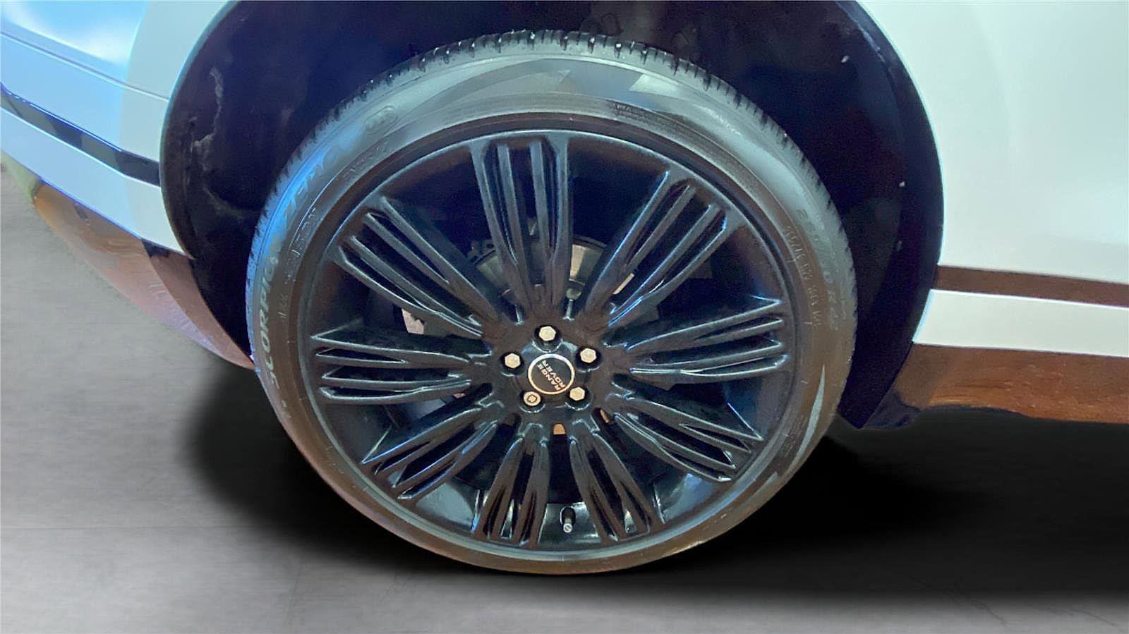 Used 2021 Land Rover Range Rover Velar R-Dynamic HSE image 33