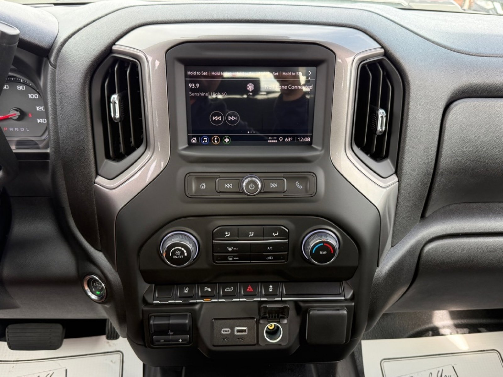 Used 2025 Chevrolet Silverado 2500 W/T w/ WT/CX Safety Package image 21