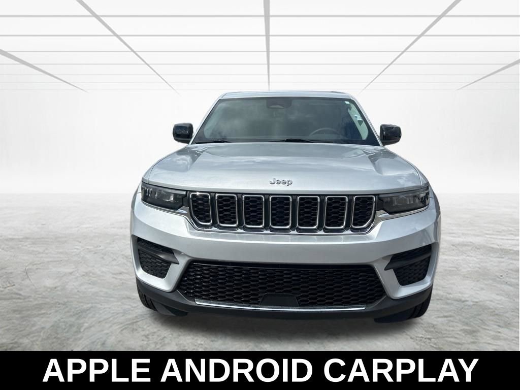 Used 2023 Jeep Grand Cherokee Laredo w/ Luxury Tech Group I image 9