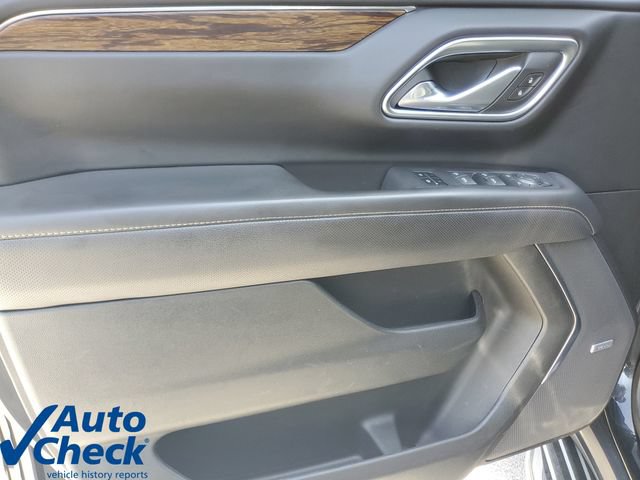 Used 2023 Chevrolet Suburban Premier w/ Premium Package RWD image 22
