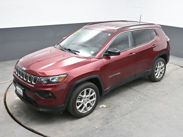 Used 2022 Jeep Compass Latitude AWD/4WD image 27
