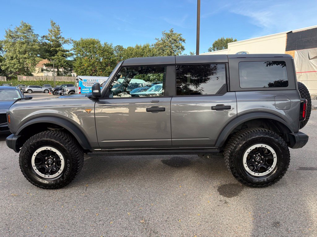 Used 2023 Ford Bronco Badlands w/ Sasquatch Package AWD/4WD image 5