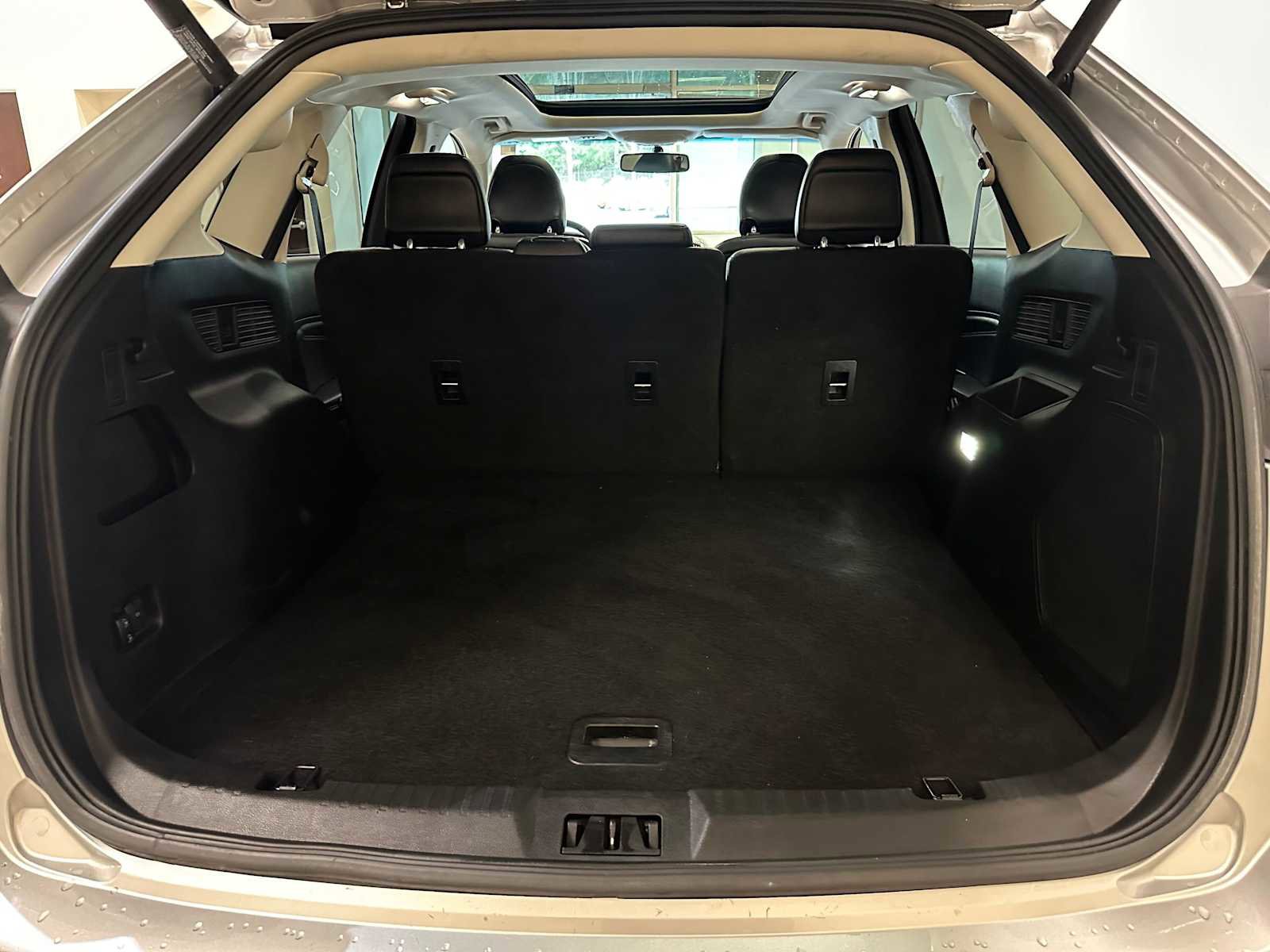 Used 2017 Ford Edge Titanium w/ Canadian Touring Package image 29