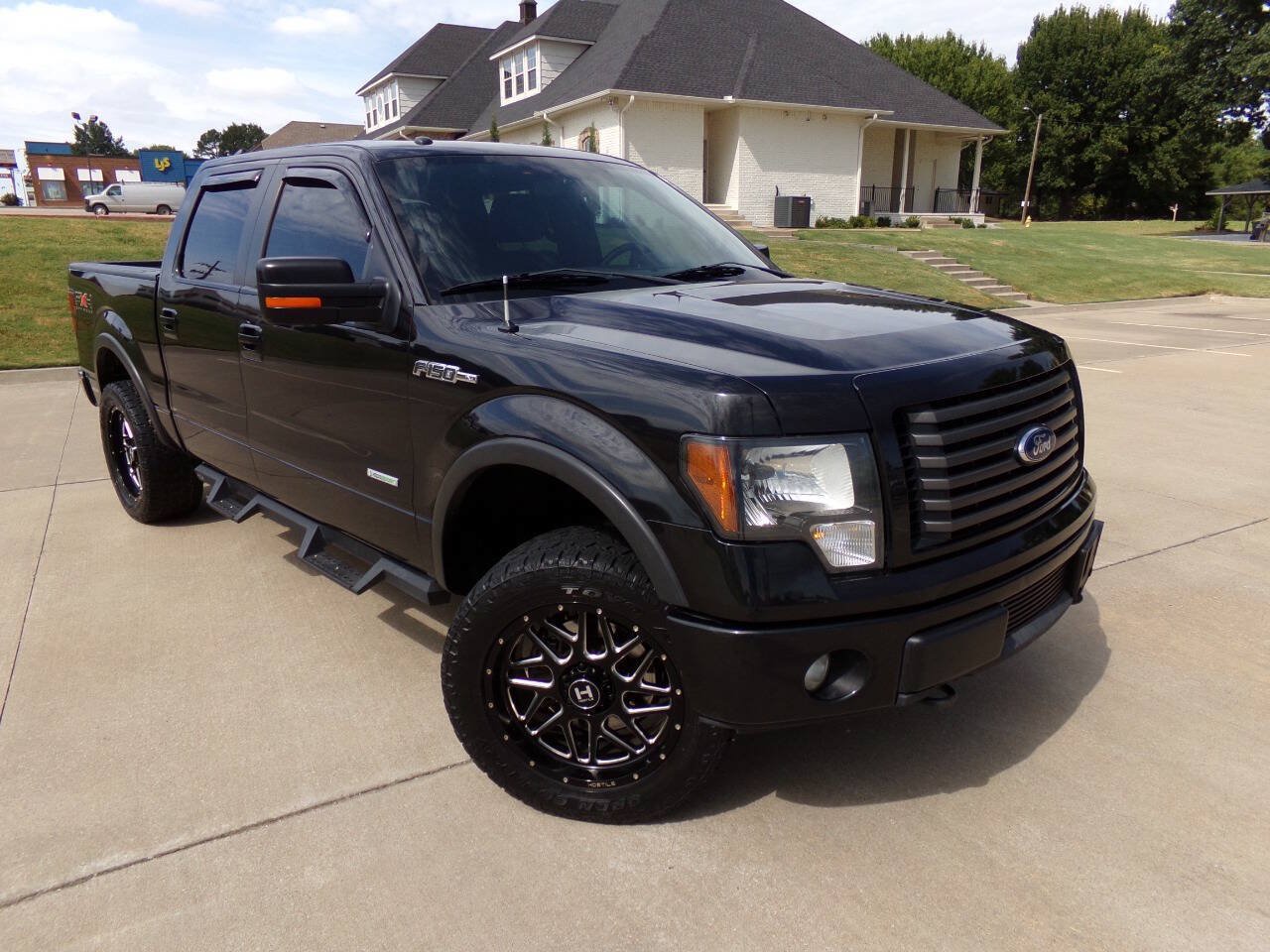 Used 2011 Ford F150 FX4 w/ FX Luxury Pkg AWD/4WD image 3
