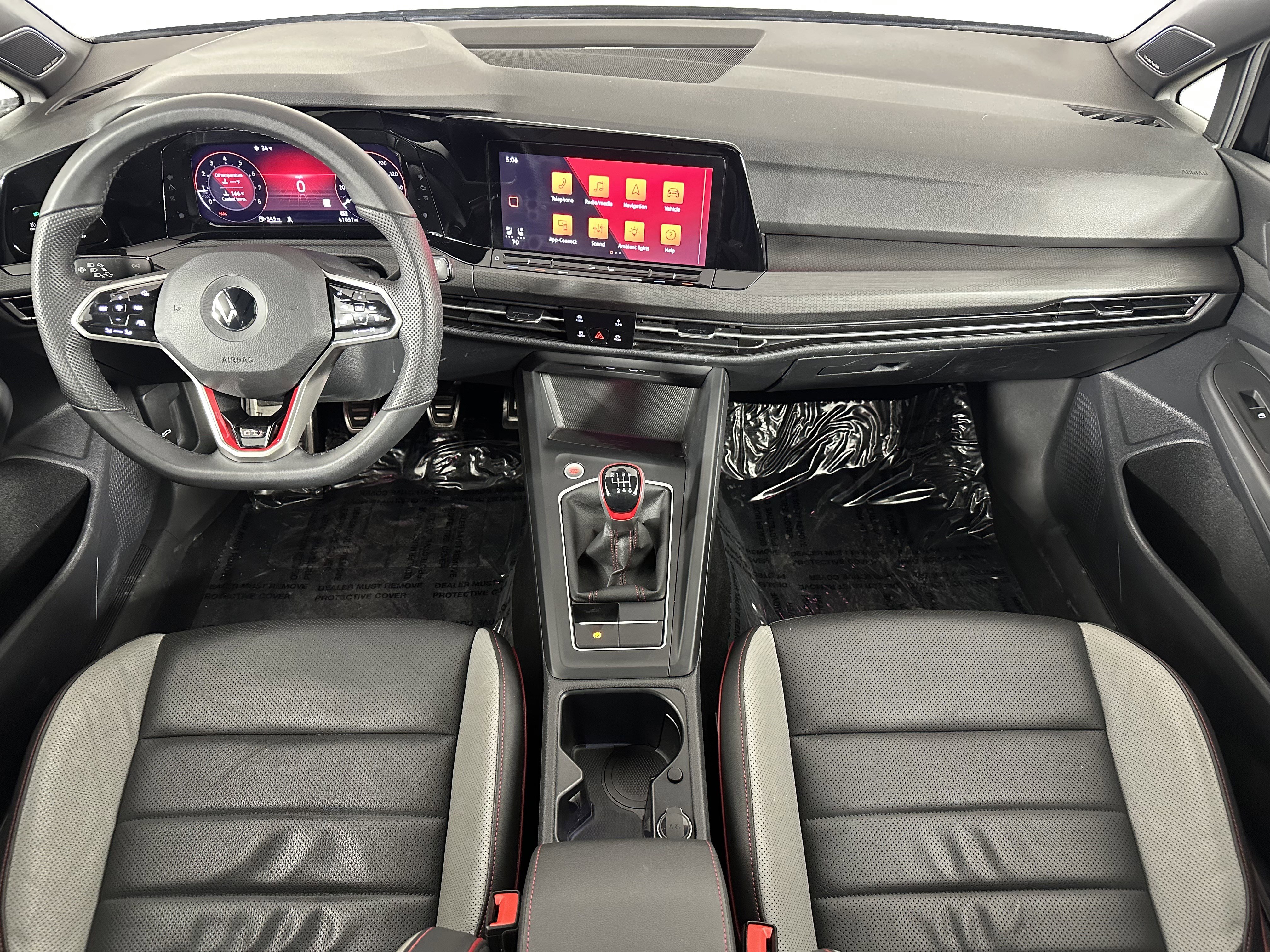 Used 2022 Volkswagen GTI SE image 10