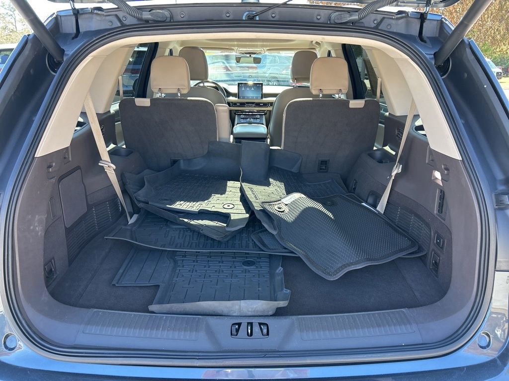 Used 2022 Lincoln Aviator Reserve w/ Elements Package Plus image 48