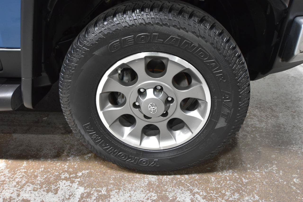 Used 2012 Toyota FJ Cruiser 4WD w/ Convenience Pkg image 52