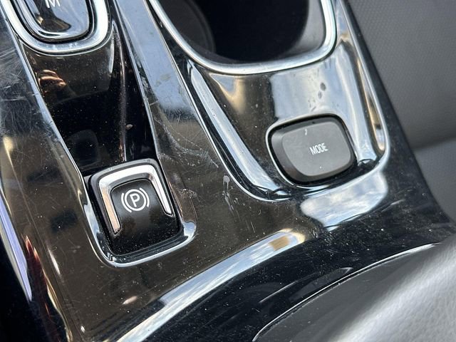 Used 2022 Buick Envision Essence w/ Safety Package image 37