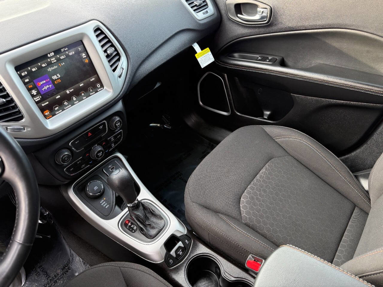 Used 2020 Jeep Compass Sport image 14