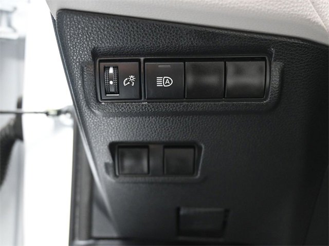 Used 2023 Toyota Corolla Cross LE image 21