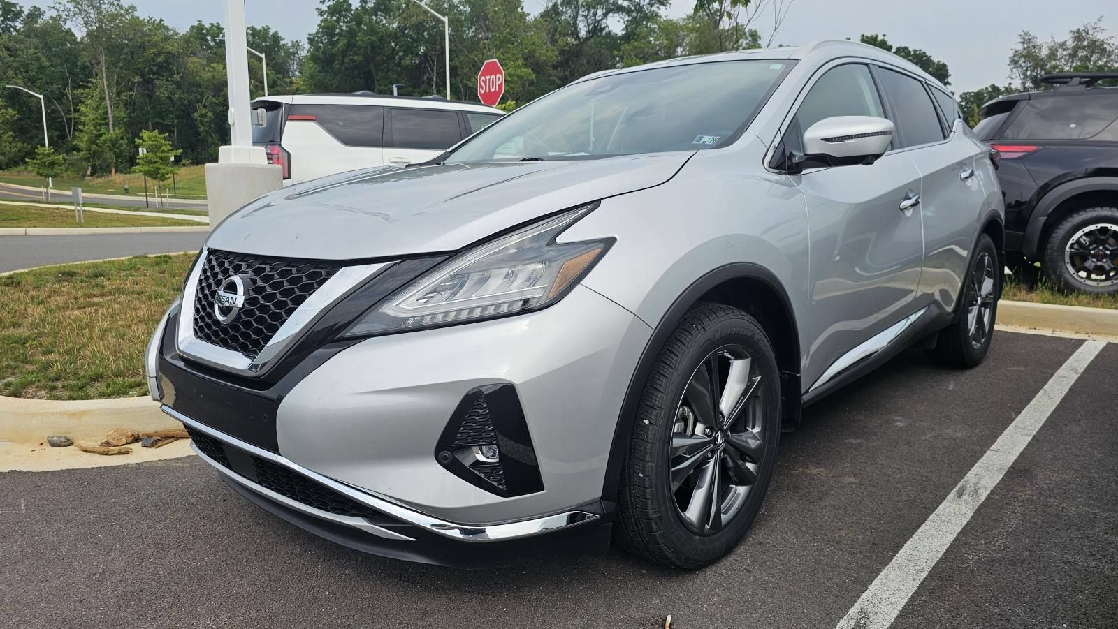 Used 2019 Nissan Murano Platinum w/ Cargo Package AWD/4WD image 1
