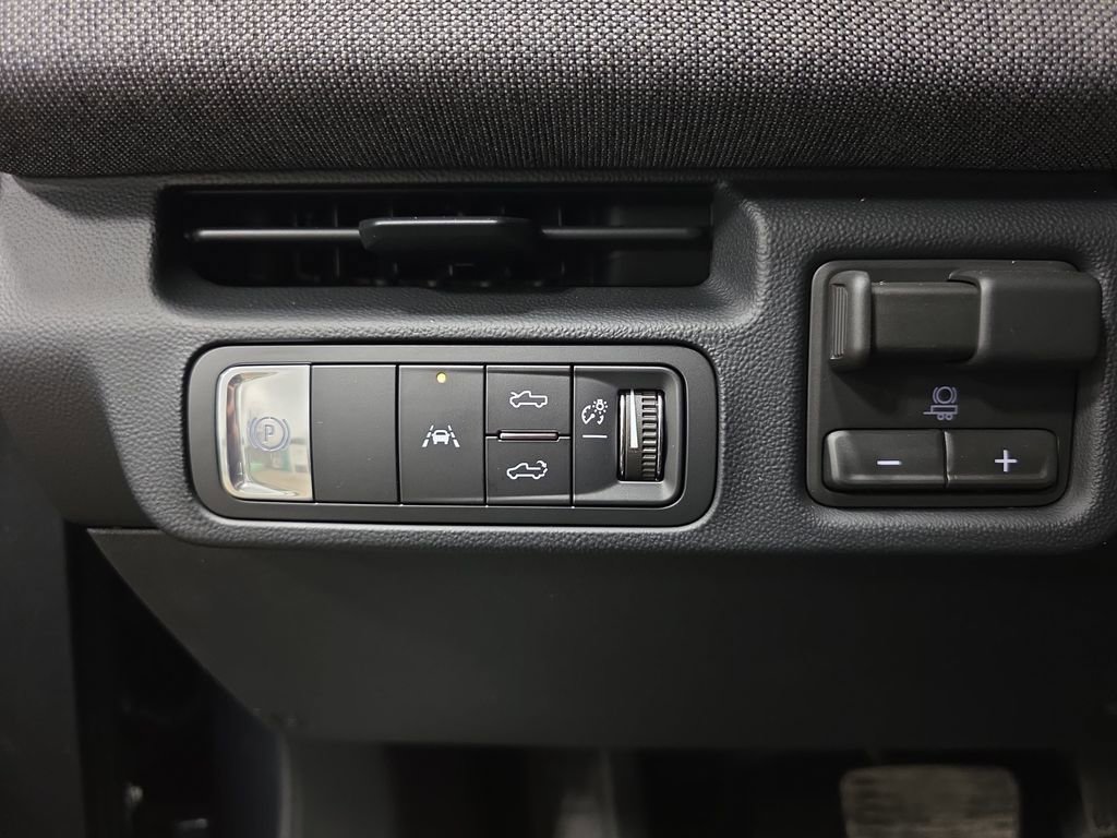 New 2026 GMC Sierra EV Elevation image 26