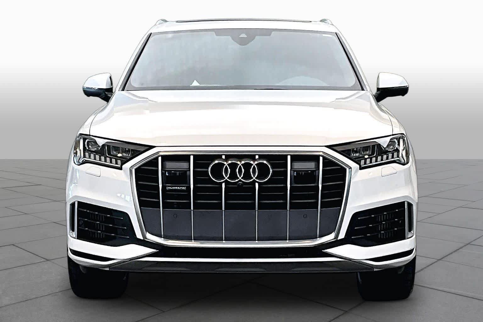 Used 2023 Audi Q7 3.0T Premium Plus w/ Premium Plus Package AWD/4WD image 4