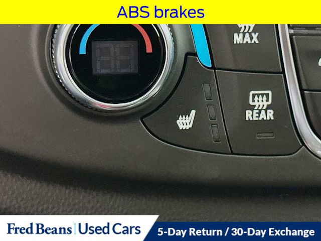 Used 2023 Chevrolet Traverse RS image 27