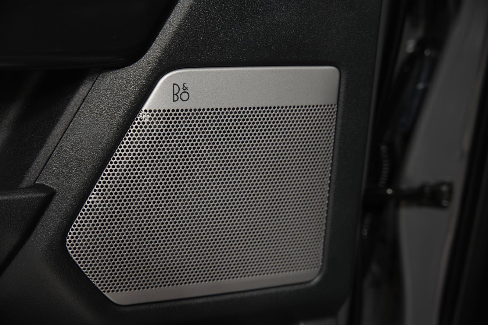 Used 2021 Ford F150 Lariat w/ Max Trailer Tow Package image 24