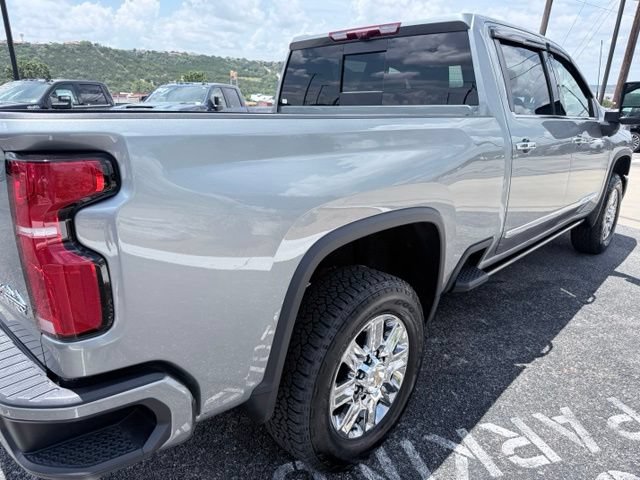 Certified 2024 Chevrolet Silverado 2500 High Country w/ Technology Package AWD/4WD image 15