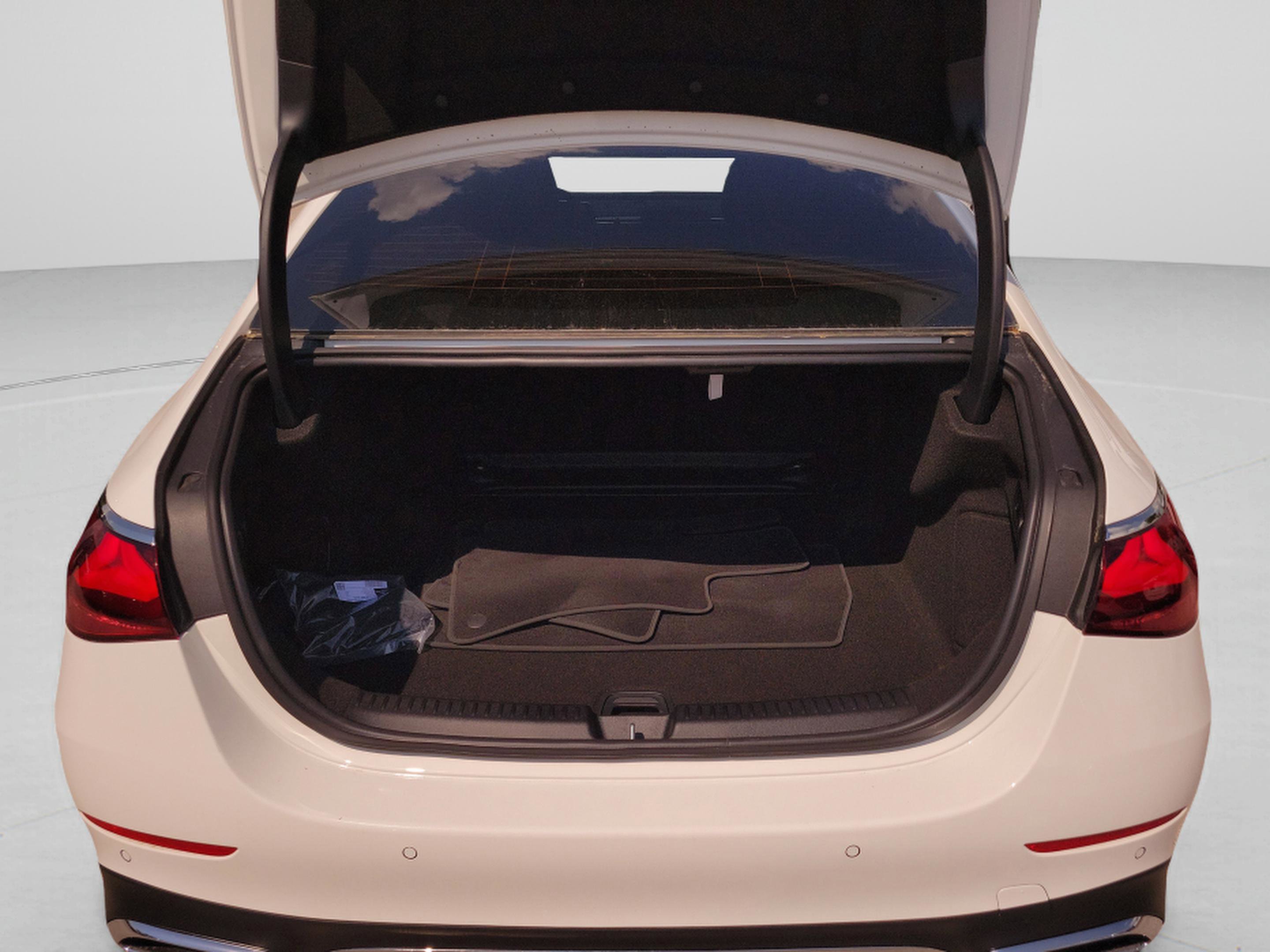 Certified 2026 Mercedes-Benz E 350 Sedan image 5