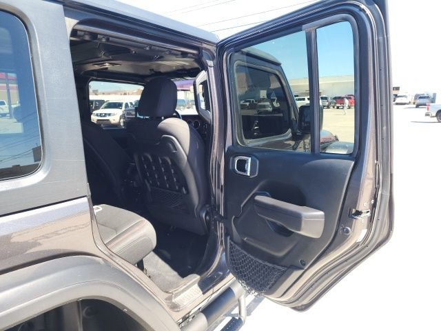 Used 2020 Jeep Wrangler Unlimited Rubicon image 24