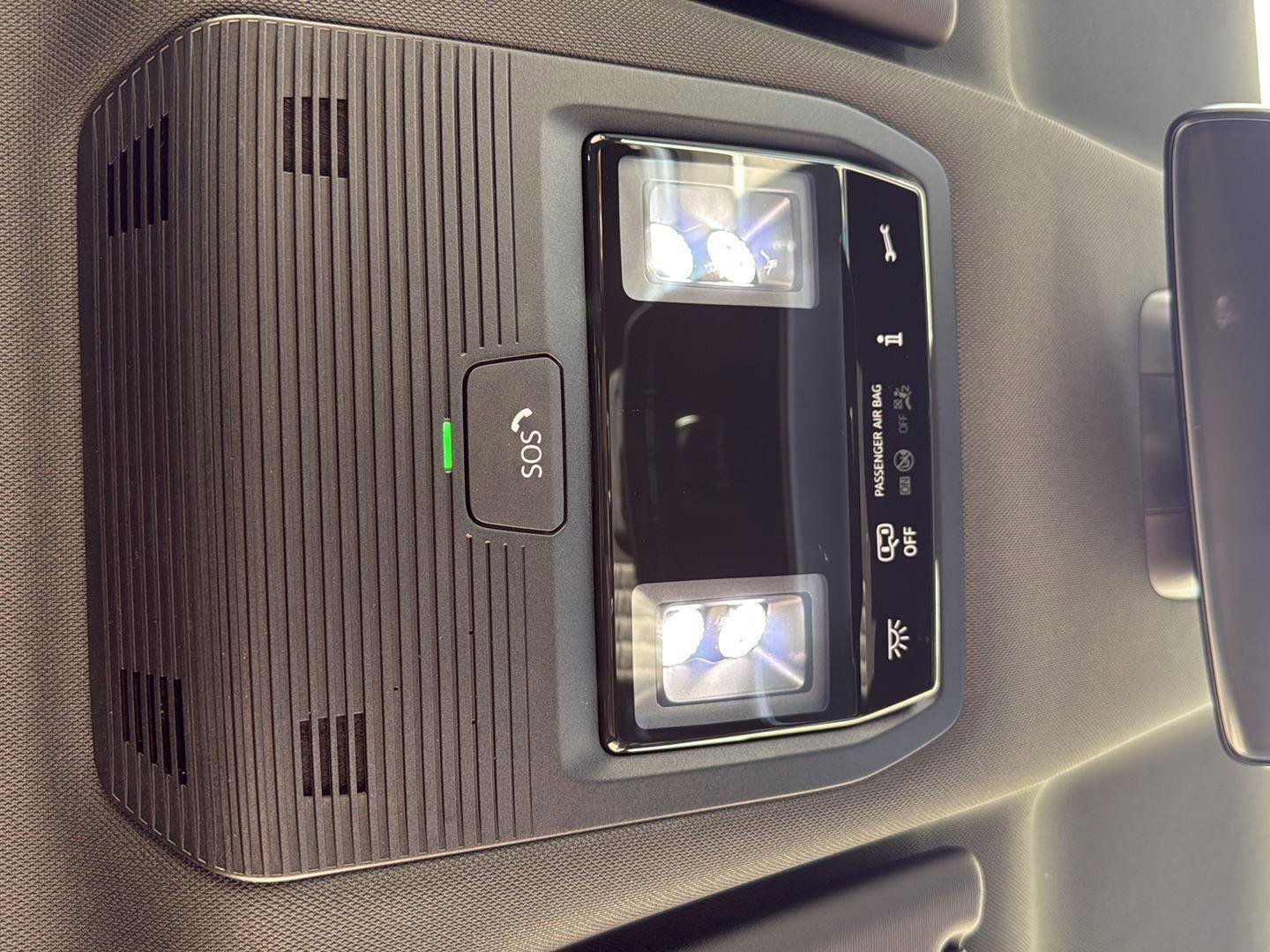 New 2025 Volkswagen ID. Buzz Pro S image 21