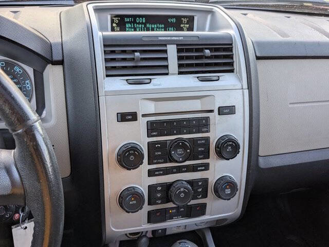 Used 2010 Mercury Mariner Premier image 23