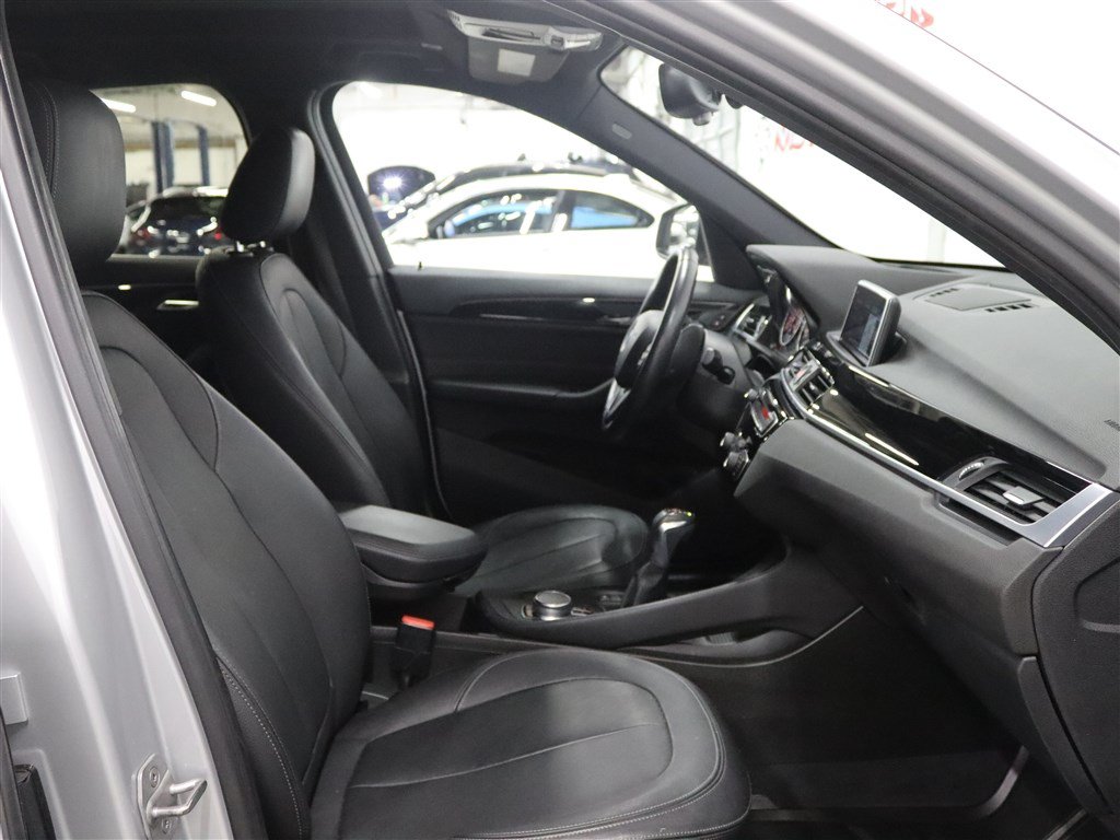Used 2018 BMW X1 xDrive28i AWD/4WD image 25