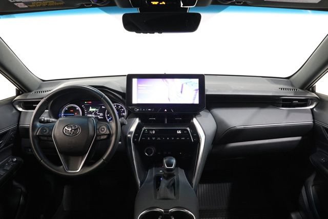 Used 2023 Toyota Venza Nightshade AWD/4WD image 14