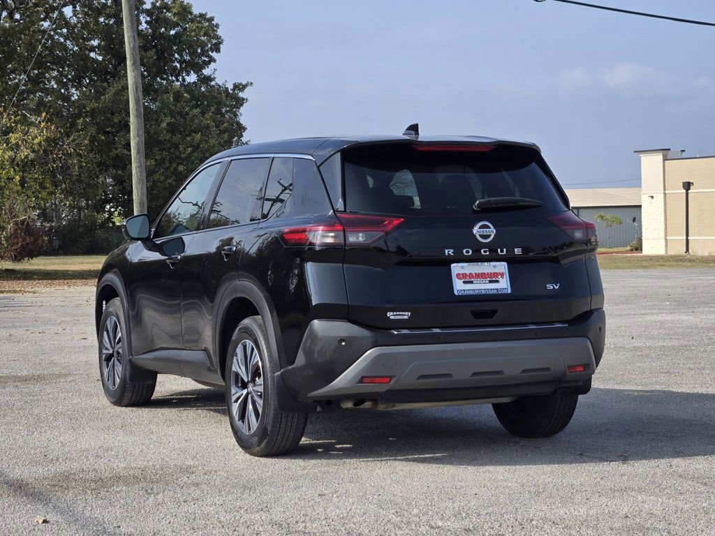 Used 2021 Nissan Rogue SV FWD image 4