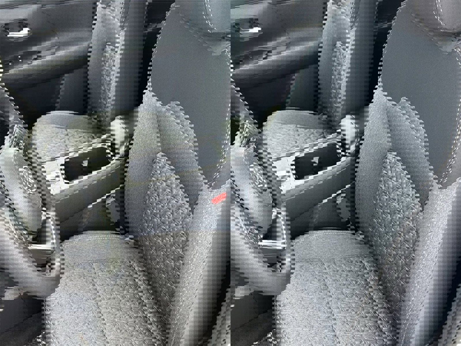 New 2026 Nissan Kicks SV image 20