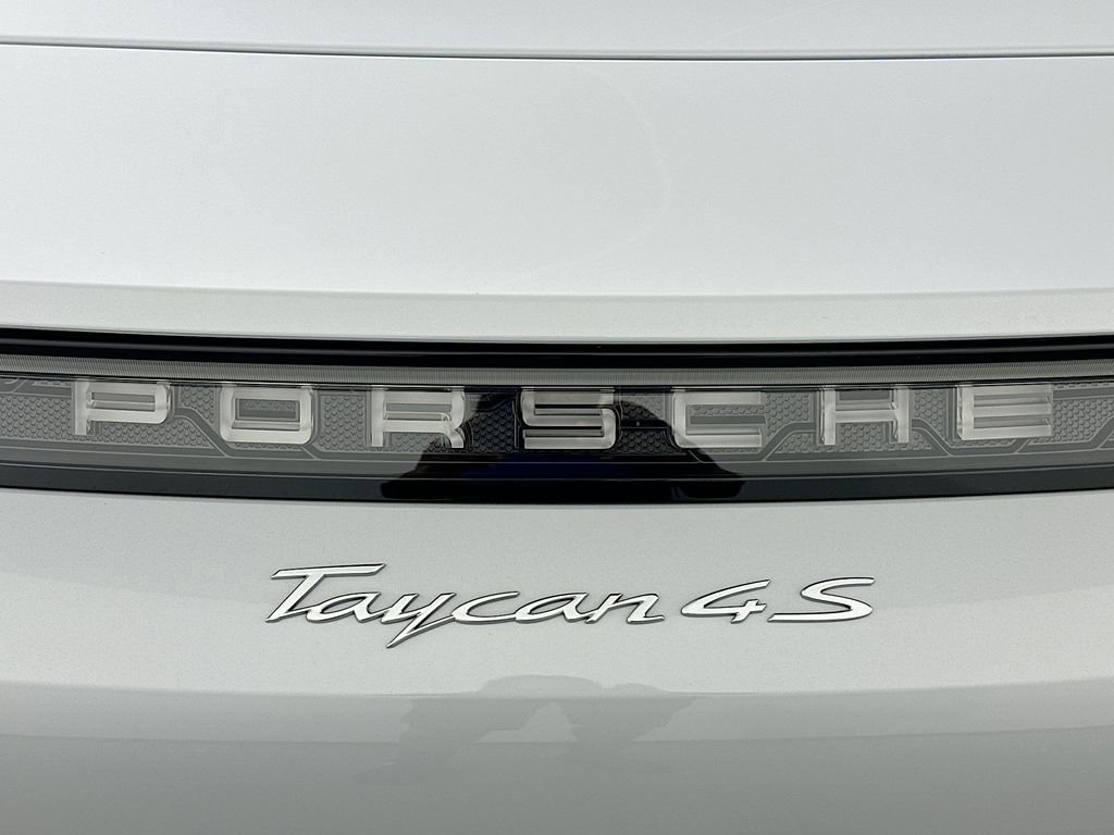 New 2025 Porsche Taycan 4S image 35