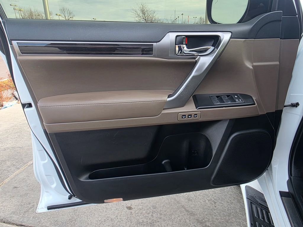 Used 2022 Lexus GX 460 Luxury image 21