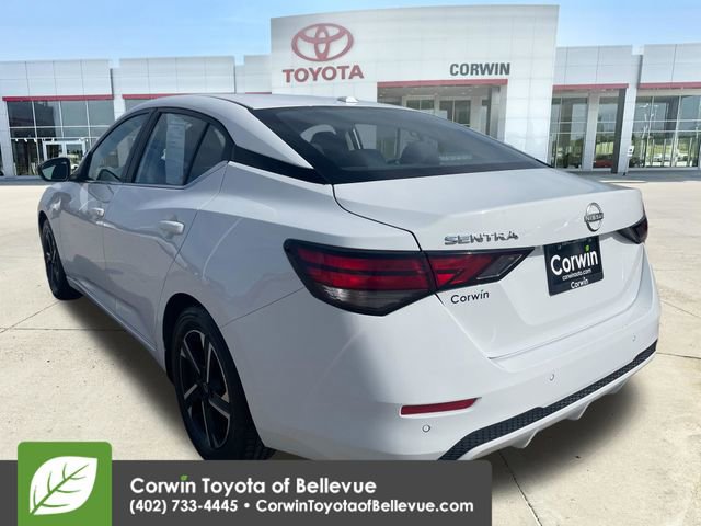 Used 2024 Nissan Sentra SV image 3