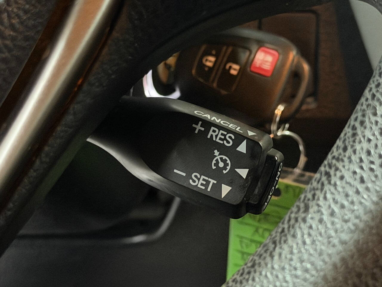 Used 2013 Toyota RAV4 XLE image 34