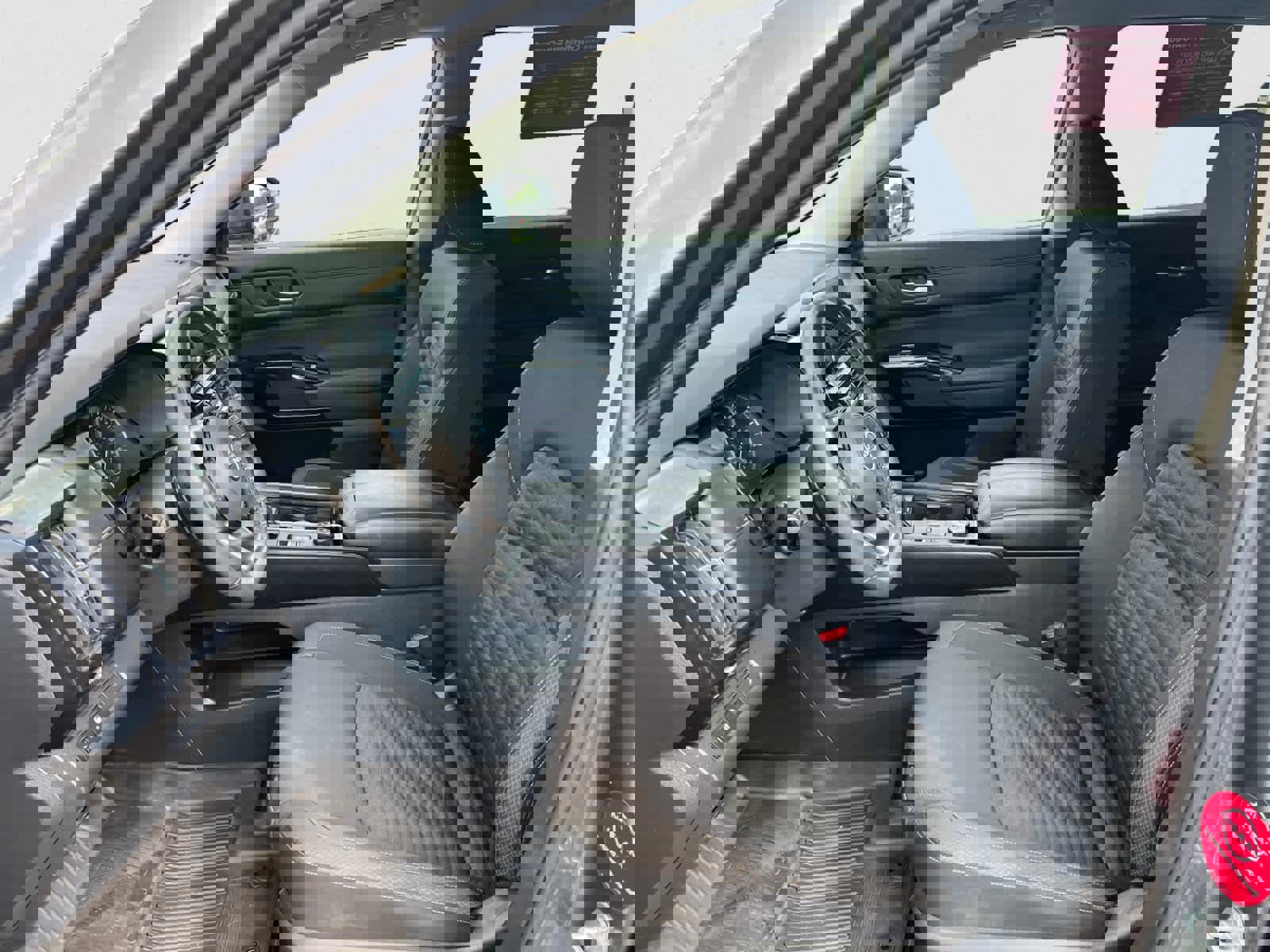 Used 2022 Nissan Pathfinder SV w/ SV Black Package image 17