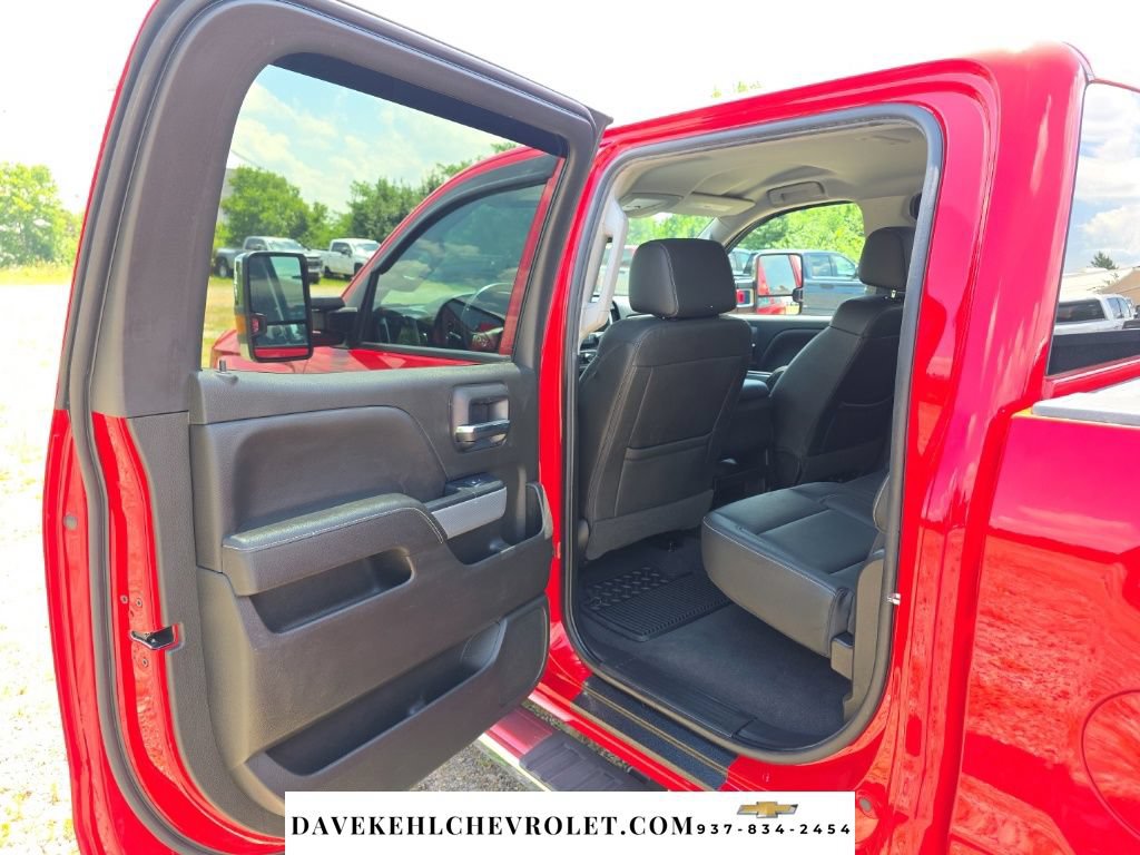 Used 2018 Chevrolet Silverado 1500 LT w/ All Star Edition AWD/4WD image 19