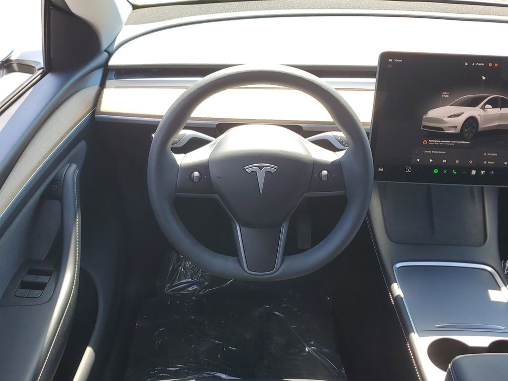 Used 2024 Tesla Model Y Long Range image 15