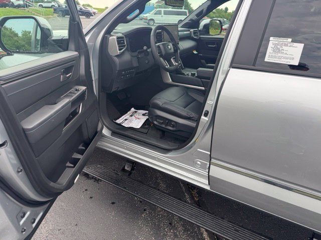 New 2026 Toyota Tundra Platinum AWD/4WD image 13