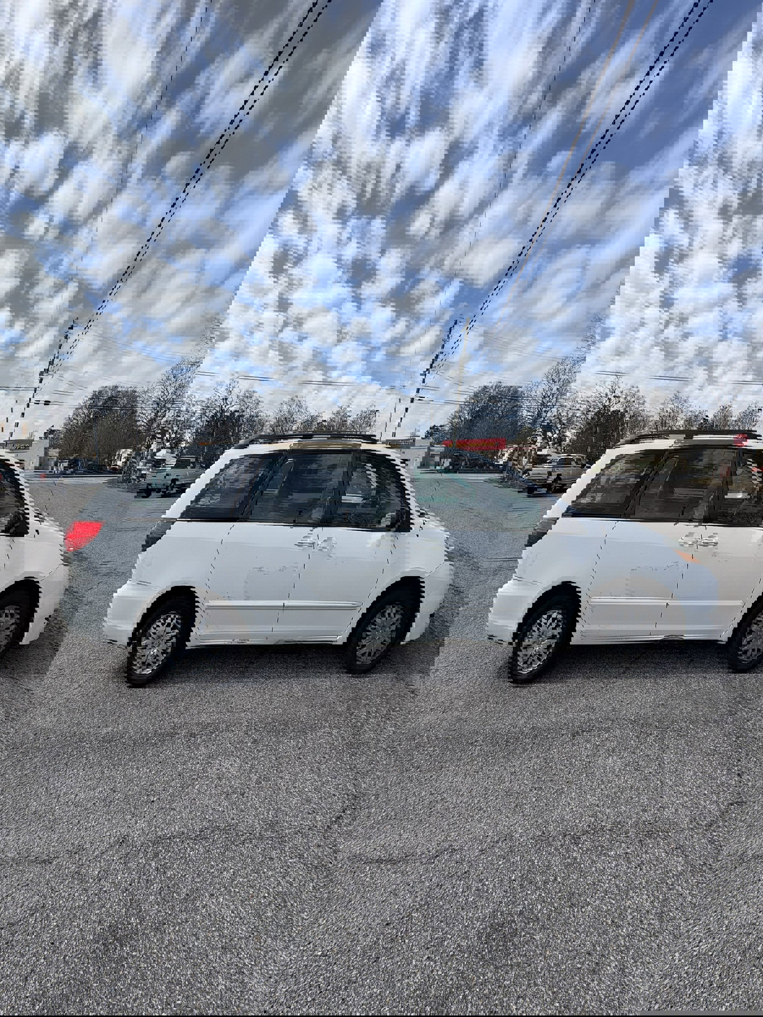 Used 2008 Toyota Sienna CE image 4